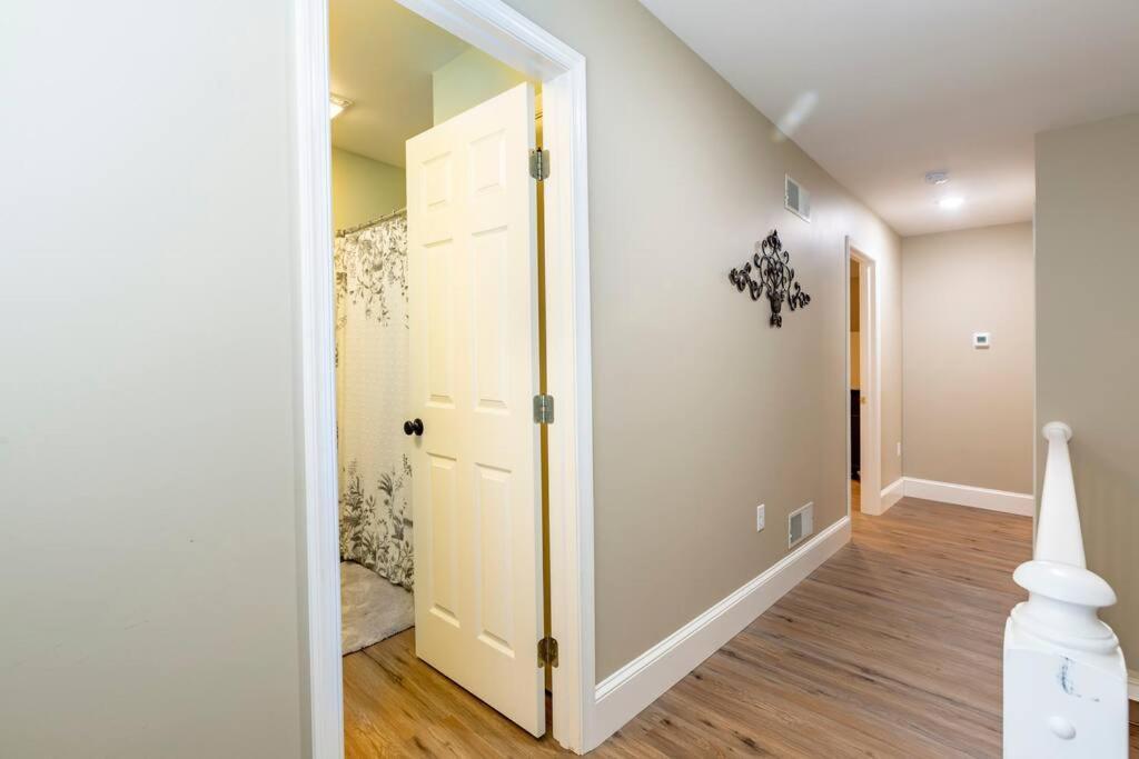 The Queen Place - Updated-private Backyard Gordonville